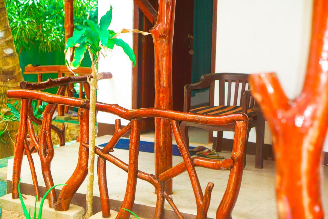 Panorama Rock Cafe Bed and Breakfast Tangalle Eksteriør billede